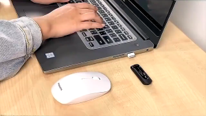 Vatti Aluminum USB 3.0 Hub 4-Port High Speed Splitter Adapter - Ultra-Slim Scratch Free High Temperature Resistance Light Weight