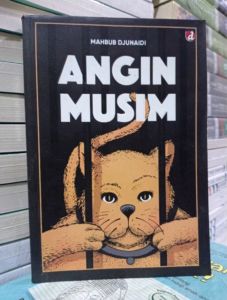 Buku Novel Angin Musim Penulis : Mahbub Djunaidi