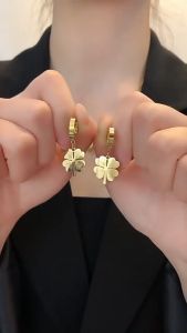 18k gold pawnable saudi gold original New Versatile Love Clover Flower Leaf Earrings for women