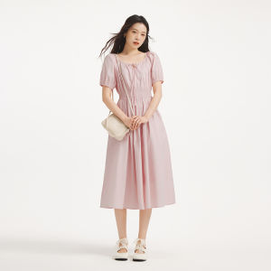 Hotwind | Round Neck Waist-Slimming Flared Long Dress
