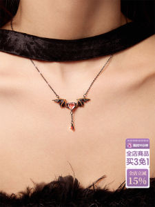 Black Wing Sweet Cool Bat Wings 925 Pure Silver Tassel Necklace Womens Niche Design Sense Clavicle Chain Fashion Jewelry
