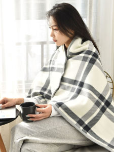 Autumn and Winter Womens Multi-Purpose Shawl Student Office Cover Knee Nap Blanket Fleece-lined Heattech Air Conditioning Blanket Large Cloak