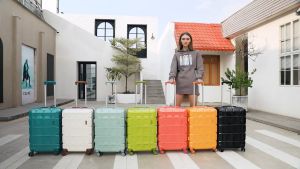 Vali du lịch cao cấp Sea Choice 2022 Chất liệu nhựa PC Size 13 + 20/24/28 Chống rơi và chống thấm nước có khóa TSA và dây kéo YKK & Bánh xe quay 360°