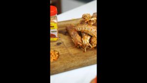 MUA 2 TẶNG 1 - Bộ 1 hủ muối tôm Tây Ninh và 1 hủ muối tôm Miền Nam kèm 1 chai sốt ớt chanh Mikiri - Gia vị cho gia đình