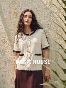 Basic House | Black and White Color-block Short Sleeve Knit Top with Silk