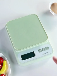 10kg/0.1g ความแม่นยําสูง เครื่องชั่งดิจิตอล 10kg เครื่องชั่ง หน้าจอLCD แผงกันน้ําสูง การชาร์จแบบ กิโลดิจิตอล เครื่องชั่งอาหาร