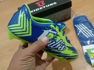 Sepatu Bola Anak Laki Laki Usia 6-10 Tahun PAUD TK SD SMP Kelas 1 2 3 4 5 6 7 8 9 0 Tahun-KIDZTUBS1849102223 - Gratis Kaos Kaki - Rekomendasi Ukuran Normal
