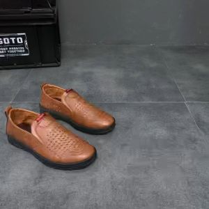 Techdoo Sepatu Slip On Pria Sepatu Kerja Formal Sepatu Pria Kulit PU Sepatu Casual  Lentur MC447
