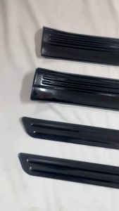 Ốp bậc chân trong ngoài xe Vinfast VF3 Mẫu CACBON chuẩn form xe chống trầy xước hiệu quả