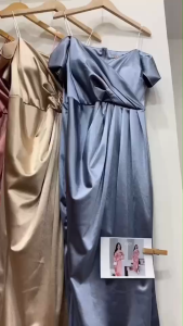 ชุดราตรีผ้า SG443 สำหรับน้ำหนัก แพทเทิร์นเป๊ะ รูปร่างสวยหรู เสริมฟองน้ำ ซิบหลัง ชุดที่สุดยอดการผสมเทคนิคในความสวยด้วยราตรีผ้าซาตินเนื้อหนานูมากค่ะ