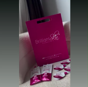 Brilliant Skin Sunscreen Gel-Cream SPF 30 PA+++ Broad Spectrum Sun Protection Gel-Cream Daily Moisturizer 13g