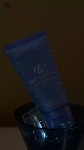 Fun LIve New DW Clear & Flawless liquid foundation SPF 50 Long lasting and smudge-free
