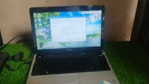 Laptop Dell Inspiron 1440 win 8.1 pro ram 3 gb