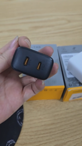 Củ sạc nhanh Volme - Revo 20 Duo Lite 20W | Công suất 20W | Công nghệ: V-Dynamic 3.0 / PD 3.0 / QC 3.0 / PPS | Cổng kết nối: 2 cổng USB-C | Kích thước siêu nhỏ - Trọng lượng: Siêu nhẹ