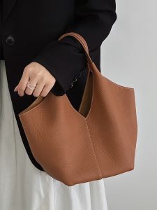 jpj | Leather Tote Shoulder Bag