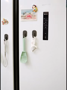 4pcs Magnetic Hooks Traceless No Drill Required Towels Key Storage Hook For KitchenBathroom & Office