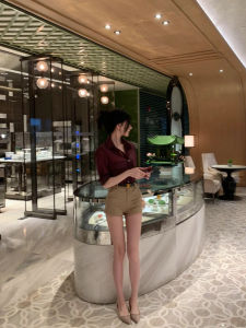 กางเกงขาสั้นทรงตรงเอวสูงสไตล์เกาหลีสำหรับใส่ไปทำงาน กางเกงขายาวทรงตรงลำลองสำหรับผู้หญิง ฤดูใบไม้ผลิ 2024