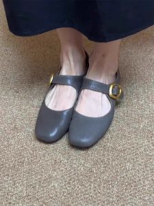 Soft Leather French Style Slip-On Flat Bottom Shoes Pointed Toe Easy Wear Versatile Grandmother Shoe Korean Style Fashionable