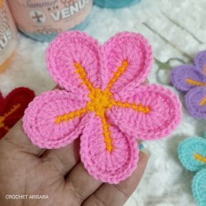 *ดอกไม้ถัก5กลีบ size.8.5cm ทำจากไหม4พาย สีสดใส สำหรับตกแต่งชิ้นงาน งานฝีมือ งานDiy งานแฮนด์เมด