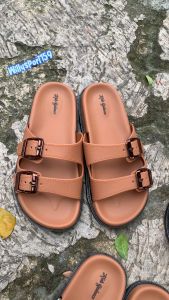 Sandal Selop Anak Perempuan Jelly Motif Gesper Aktif Fashion Anti Slip Ban 2 Sandal Laki