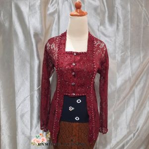 Kebaya Broklat Chintya/ Kebaya Wisuda