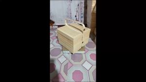 Rantang Kotak dari Bambu Anyaman Rapat Ukuran 30 cm x 30 cm Susun 2