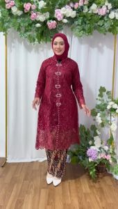 Setelan kebaya tunik seroja payet - kebaya modern - motif bunga yang cantik dan elegan - bahan tulle bordir kombinasi payet - kebaya terlaris - outfit kekinian - pakaian kondangan wisuda akad nikah baju pagar ayu pesta