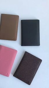 สมุดใส่หนังสือเดินทาง ที่ใส่ สมุดใส่พาสปอร์ต ที่ใส่พาสปอร์ต ปกพลาสปอร์ต ซองพาสปอร์ต