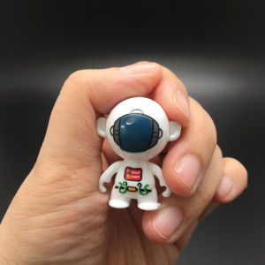 3D Miniature Space Man Astronaut Tumbler Toy Stress Relife ToyTumbler Feature Little Space Man Kids Toy Educational for Kids Boys & Girls Birthday Holiday Gift  迷你不倒翁