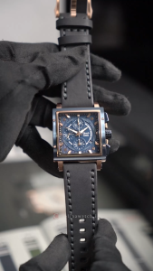 Jam Tangan Pria Alexandre Christie Chronograph AC 6182 GCLURBU Blue Dial Black Leather Strap