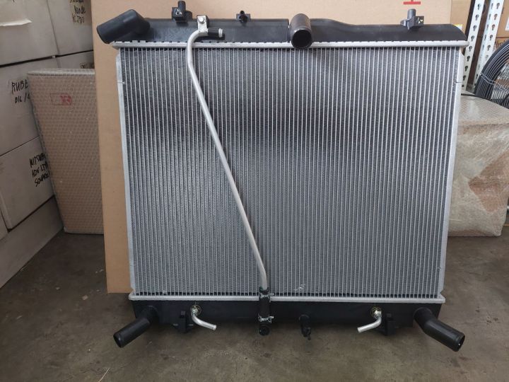 Evercool Radiator Hiace Grandia Automatic 4 Holes 2005-2014 | Lazada PH