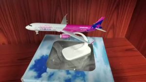 Diecast Alloy 20cm A320 WIZZ Plane A330 Beluga Airplane Model 1/400 Scale With Landing Gear For Children Gift Toys
