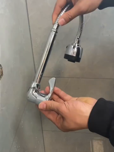 ก็อกน้ำ ก็อกอ่างล้างจาน มี2แบบ แบบแนวตั้ง / แบบติดผนังสามารถปรับน้ำได้ 2 โหมด พร้อมจัดส่ง