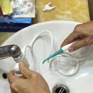 Máy tăm nước cho cả gia đình không dùng điện không dùng động cơ thân thiện môi trường dùng áp lực nước trực tiếp đơn giản bền chắc máy xỉa răng nước xỉa răng tia nước-TIVT - Lazada