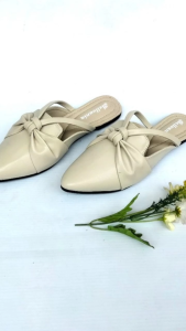 Flatshoes Wanita Sepatu Kerja Kuliah Liburan Elegant