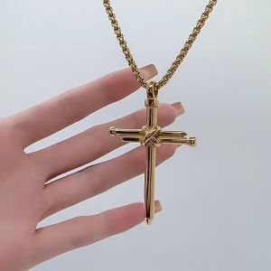 Essentials✨Kalung Salib Paku Baja/Kalung Liontin Punk/Kalung Anti Karat Dari Logam Paduan COD