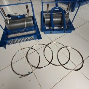 Pisau Kawat Pemotong Kerupuk Manual: Peralatan Kuliner Praktis