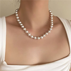 French Vintage Luxury Metal Brushed Beads Lockbone Chain Necklace Women High-End Feel Subtle Fashion Jewelry Accessory