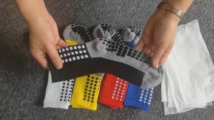 ถุงเท้ากีฬาเด็ก หนึบ ทนทาน พร้อมป้องกันลื่น หลากสีสัน ขนาด 32-36cm สำหรับการฝึกสมรรถภาพและกีฬา