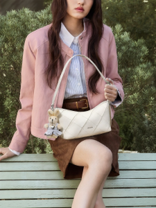 Just Star | New Light Crossbody Shoulder Bag for Commute Quilted Clutch