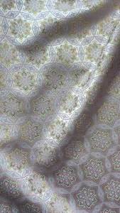 Gold-thread Embossed Jacquard Fabric for Sewing Clothing Curtain Textiles Per Meter