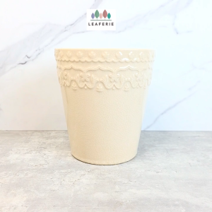 The Leaferie Titan plant pots. Ceramic flowerpot . flowerpots . flower pot . planter . planters