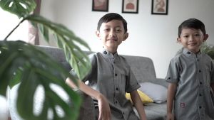 Grosir Baju Kemeja Anak Cowok Lengan Pendek Koko Kemko Dzaky Kids Maroon
