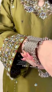 [PRE-ORDER] Ready Made Heavy Roman Silk Suit (10-15days delivery)