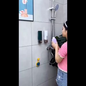 Hộp Đựng Sữa Tắm Dầu Gội Nước Rửa Tay Chất Liệu ABS Cao Cấp Gắn Treo Tường Tiện Tợi Tặng Tèm Tiếng Dán Tiện Lợi 3 Màu