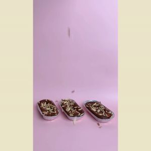 ชุด DIY บราวนี่ ขนาด 2 ปอนด์ วัตถุดิบพร้อมทำ มีฟอยล์ใส่อบ มีสูตรให้ การันตีความอร่อย ทำง่าย ใครๆก็ทำได้