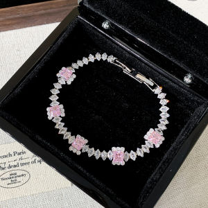 Sweet Romantic Pink Crystal Bracelet Womens Buckle Bracelet Best Friend Bracelet Luxury Exquisite Rope Jewelry Fashion Accessories