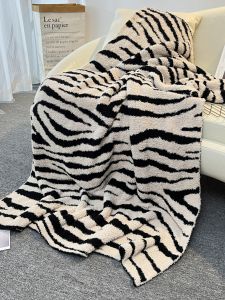 Luxurious Zebra Pattern Sofa Cover Blanket Half Fleece Office Nap Blanket Decorative Warmth Heating All Season Universal Blanket