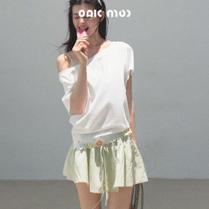 OAKMOO | Đầm Ngắn Bông Xốp Tencel Thêu Viền Ôm Sát