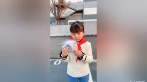 Malaysia Ready Stock 50pcs | Individual Packaging 3D / KF94 / KN95 Kids Cartoon Disposable Face Mask Baby Mask Hello Kitty Stelalou Maverl Unicorn Pony Minion Frozen Cartoon Kids Mask